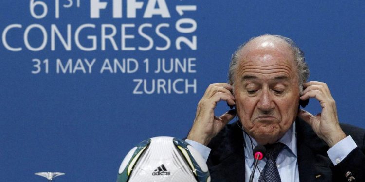 Fifa: Blatter quitte son poste de président