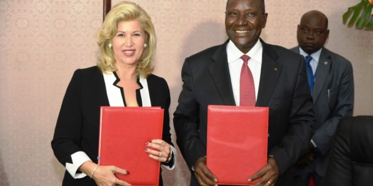 Bingerville : L’Etat accorde une subvention à l’hôpital Mère-Enfant