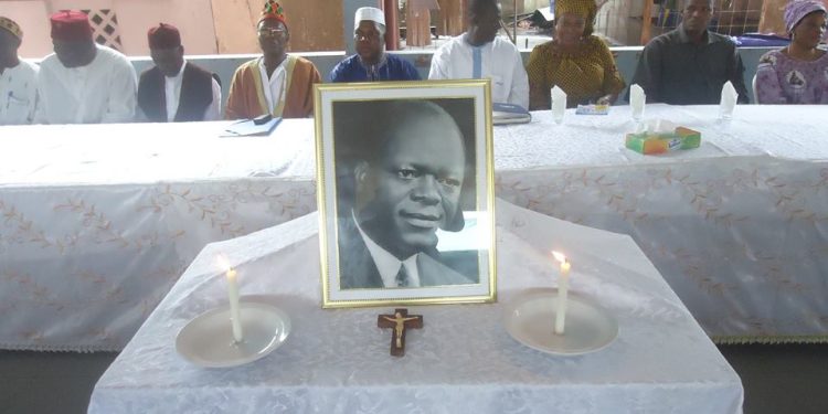 Côte d’Ivoire : Un an après sa disparition, la diaspora burkinabé rend hommage à Gérard Kango Ouédraogo