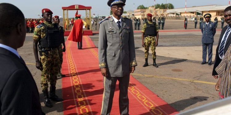 Burkina: Les conséquences politiques directes d’une semaine de folie