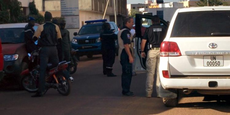 Prise d&rsquo;otages à l&rsquo;hôtel Radisson de Bamako, assaut en cours