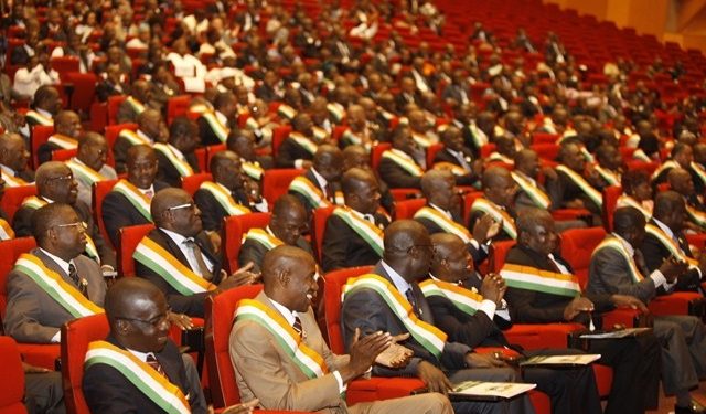 Ouattara annonce le renouvellement du mandat de l’Assemblée nationale avant fin 2016