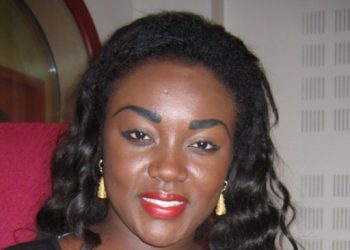 Caravane Peace and love : Miss Delon, La Marraine de Clignancourt, Aklane aux côtés des déshérités