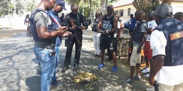 Des grenades abandonnées par des assaillants saisies
