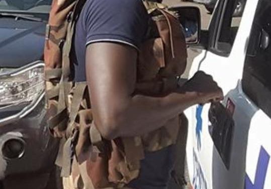 Le Colonel Chérif Ousmane sur le théâtre des opérations