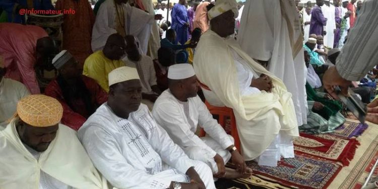 Aïd el-Fitr : Le Cheick Abdul Aziz Sarba appelle à prier pour « les  microbes»