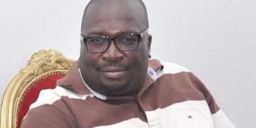 Commission constitutionnelle: Souleymane Sawadogo fait du porte-à-porte à Abidjan