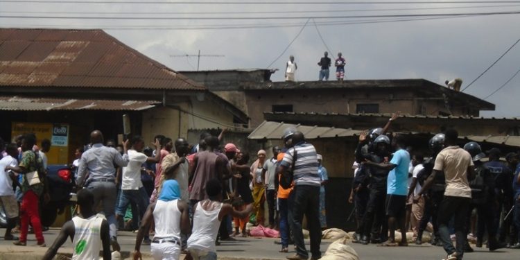 Adjamé Dallas, comme un champ de bataille