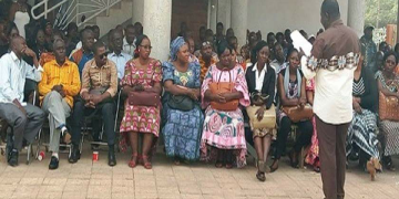 Burkina-Faso : Le gouvernement et le SYNTSHA signent un protocole d’accord