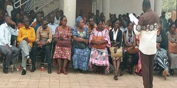 Burkina-Faso : Le gouvernement et le SYNTSHA signent un protocole d’accord