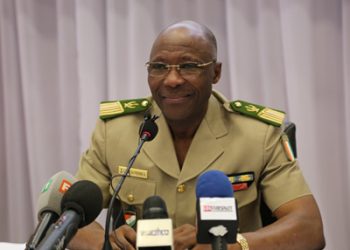 Bondoukou: Le DG des Douanes empêche la sortie frauduleuse de 35 camions d’anacarde