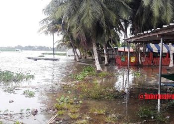 Crue des eaux/Moossou : La Cour du Roi et des riverains menacés par la lagune