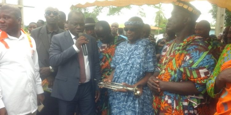 Municipalités 2018/ Attiégouakro : Un candidat décide de reprofiler les pistes villageoises