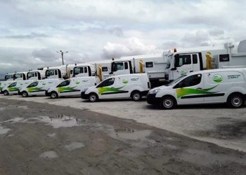 Gestion des ordures: Anne Ouloto réceptionne du matériel roulant de dernière génération