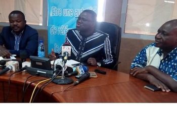 Burkina : Le ministre des transports annonce une lutte contre les ralentisseurs sauvages