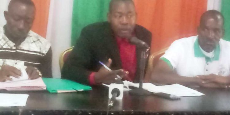 Abdul Rahim Bougma : «Il n&rsquo;y a aucune fierté pour la diaspora à voir Blaise Compaoré en exil»