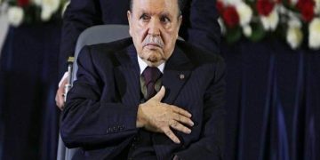 Algérie/Sous la pression de la rue: Bouteflika renonce à briguer un 5e mandat