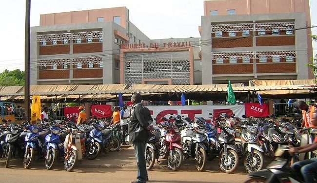 Fête du travail: Plusieurs syndicats annoncent un meeting pour exiger de l’Etat le respect de ses engagements