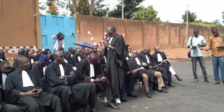 Grève des avocats Burkinabè : La mesure de suspension de participation aux audiences  levée