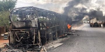 Burkina/ Transport: Un bus de la compagnie Elitis part en fumée
