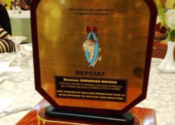 Filière café-cacao : Moussa Sawadogo, Pca de la Scinpa reçoit le Prix Africain de l’Emergence