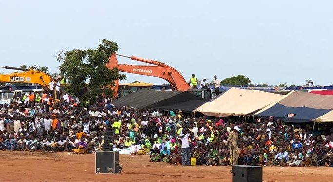 Burkina: Roch Kaboré lance les travaux de bitumage de l’axe Sapaga-Pouytenga-Boulsa