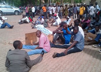 Grève dans les médias d&rsquo;État: Le MPP se dresse contre les grévistes et dénonce un combat politique