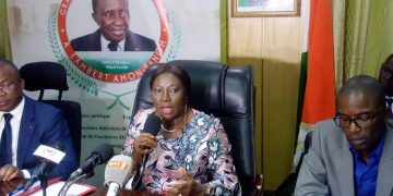 Hommage: Lambert Amon Tanoh, ancien ministre de l&rsquo;Education nationale célébré