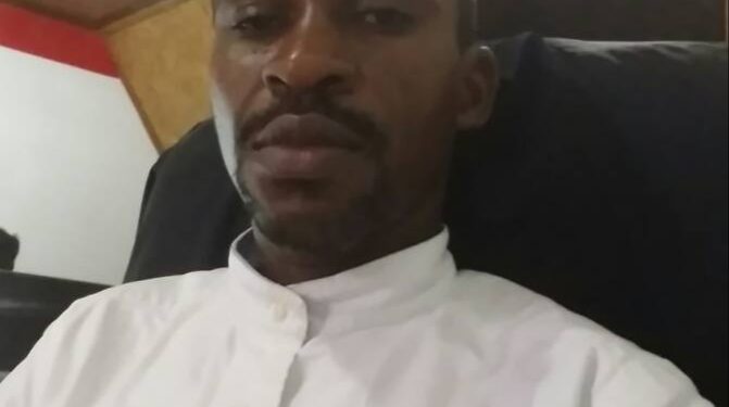 Côte d’Ivoire : Un défenseur des droits de l’homme interpellé à son domicile à Abidjan