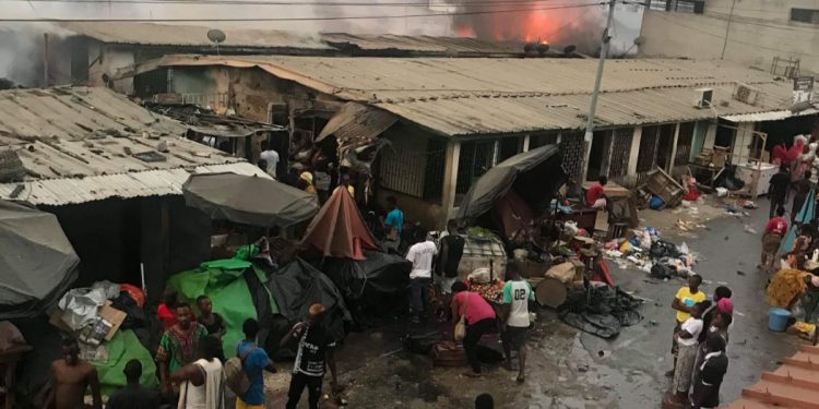 Riviera Palmeraie: Un incendie détruit « 90%du marché »