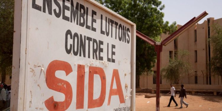 Lutte contre le VIH-SIDA : Les nouvelles infections et les décès en forte baisse en Côte d’Ivoire