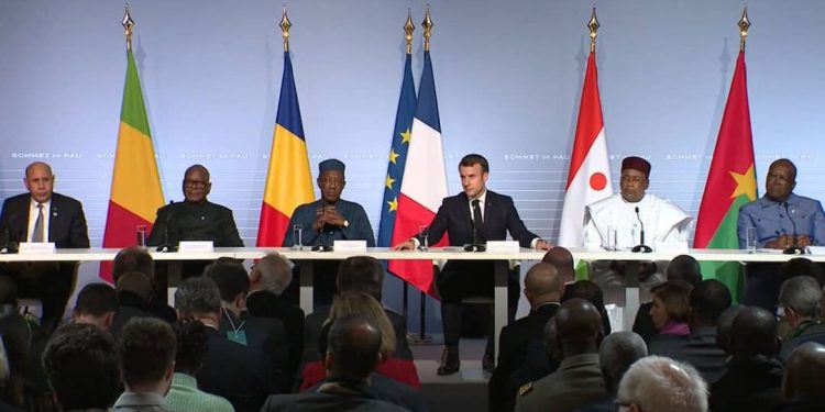 Sommet de Pau: Les pays du G5 Sahel souhaitent  » la poursuite de l&rsquo;engagement militaire de la France »