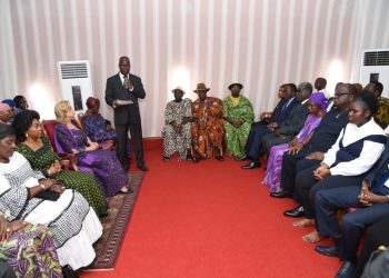 Deuil: La Première Dame traduit les condoléances du couple présidentiel aux Ministres Tchagba et Essis
