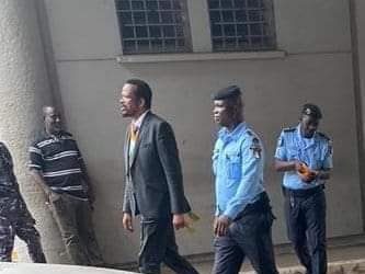 Justice: Soro juge « indigne » le traitement infligé à ses proches détenus