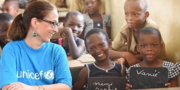 Côte d’Ivoire : Le gouvernement canadien octroie près de 2 milliards pour l&rsquo;éducation des filles