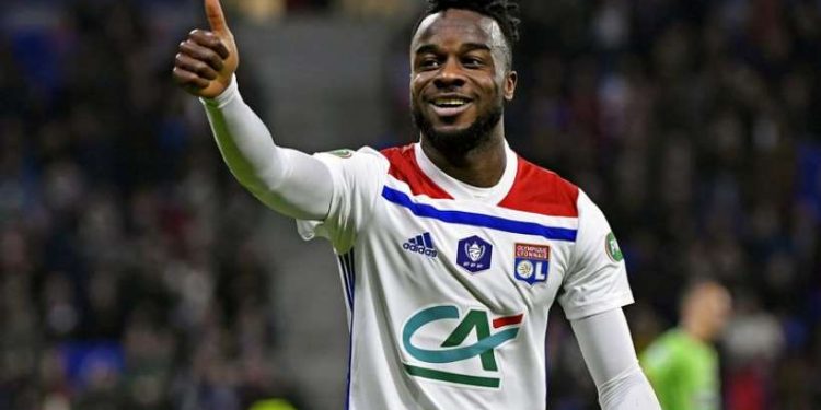 Football/Olympique lyonnais: Pour un ‘’like’’, Maxwell Cornet se met à dos les supporters de son club