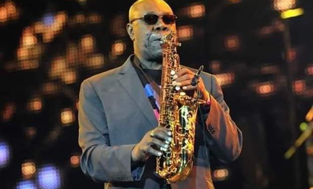 Covid-19 : Décès à Paris du saxophoniste camerounais Manu Dibango