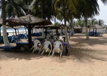 Coronavirus: Les plages de Grand Bassam vides