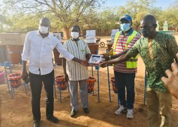 Covid-19 : SONAF BTP offre du matériel de prévention dans plusieurs villages du Kouritenga