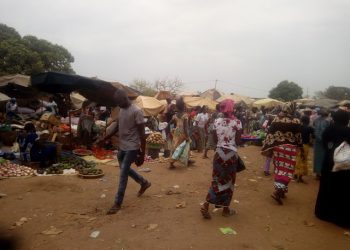 Covid-19 : Des commerçants protestent à Ouagadougou contre la fermeture prolongée des marchés