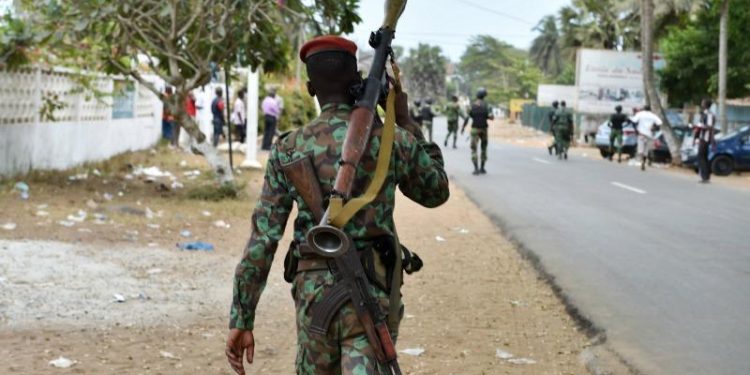 Nord de la Côte d’Ivoire : 12 soldats tués, la piste terroriste évoquée