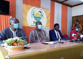 Affaire «77 véhicules» : «La procédure d’acquisition a été respectée» selon les Conseillers municipaux de la Majorité