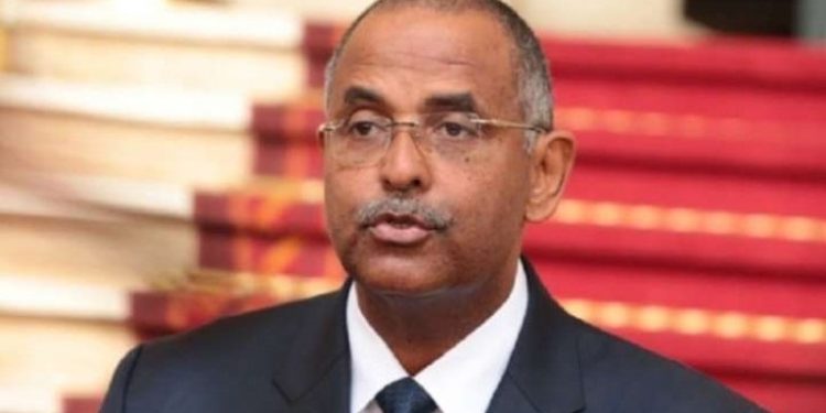 Annoncé avec insistance à la Primature : Patrick Achi dément et recommande la décence