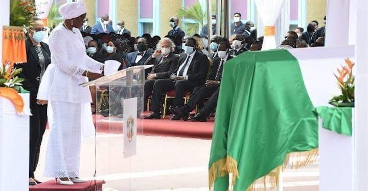 Hommage à Gon: Kandia Camara en larmes salue l’ex-Premier ministre