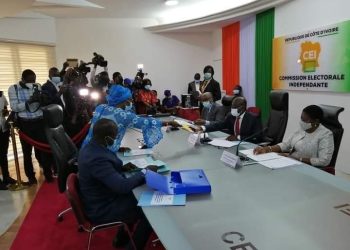 Présidentielle 2020 : La CEI a réceptionné le dossier de candidature de Guillaume Soro 