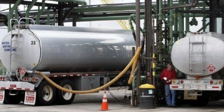 Côte d’Ivoire : Les chauffeurs de camions citernes annoncent une grève