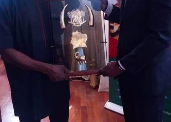 3è mandat: Un opposant ivoirien reçu par Olusegun Obasanjo l&rsquo;ex-Président du Nigéria