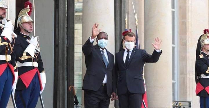 France: Ouattara ravi d’échanger avec son «ami» Macron, les réseaux sociaux dans la polémique