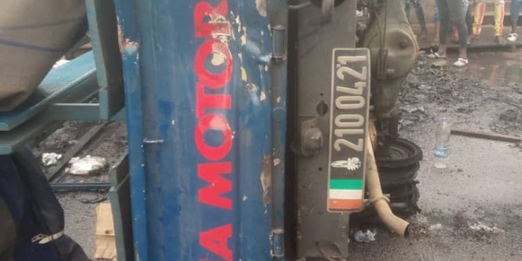 Côte d&rsquo;Ivoire: Un véhicule de la gendarmerie incendié à Yopougon 