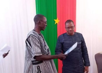 Burkina/Présidentielle : Issa Sawadogo, premier candidat à déposer son dossier à la CENI